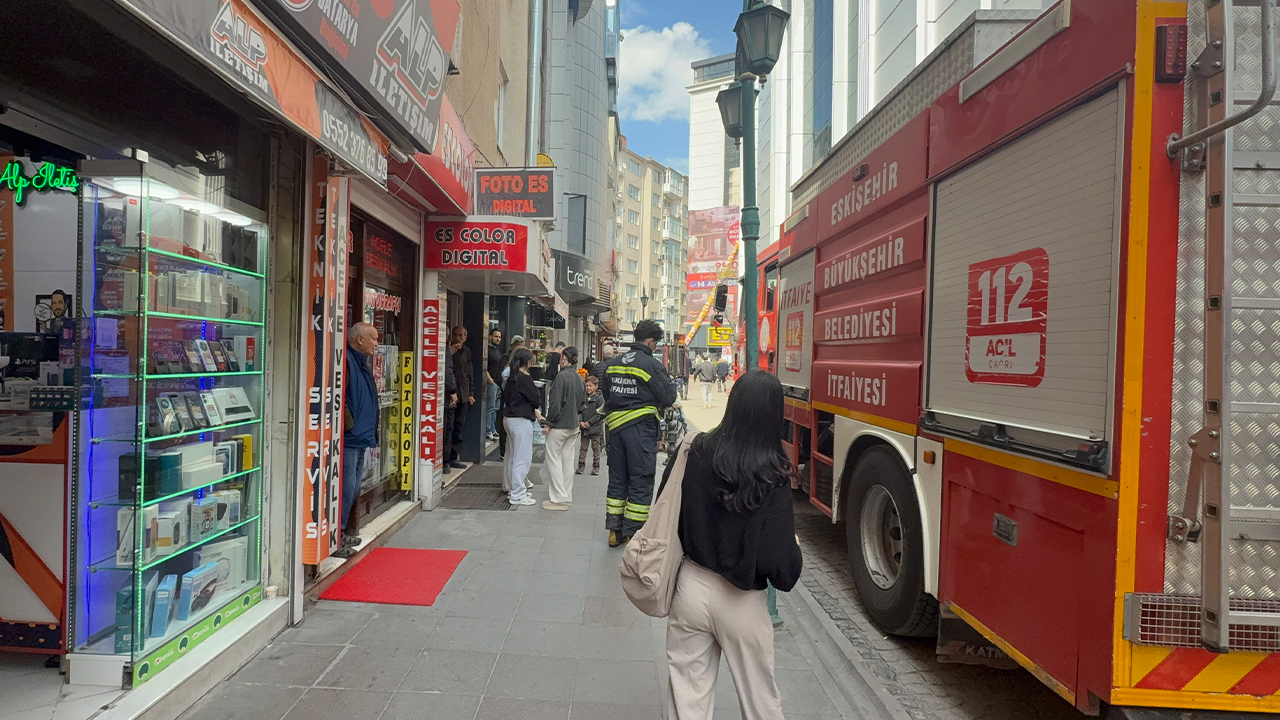 Ihabar Üzerine Itfaiye Ekipleri Hızla Olay Yerine Sevk Edildi