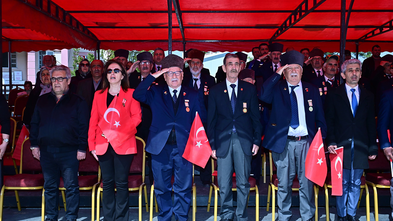 Inönü Zaferi Coşkuyla Kutlandı