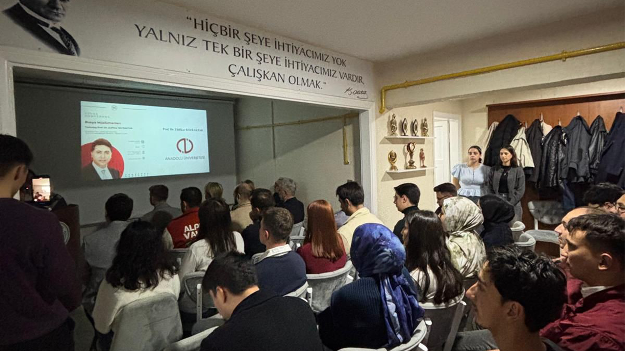 Konferans Yoğun Katılımla Gerçekleşti