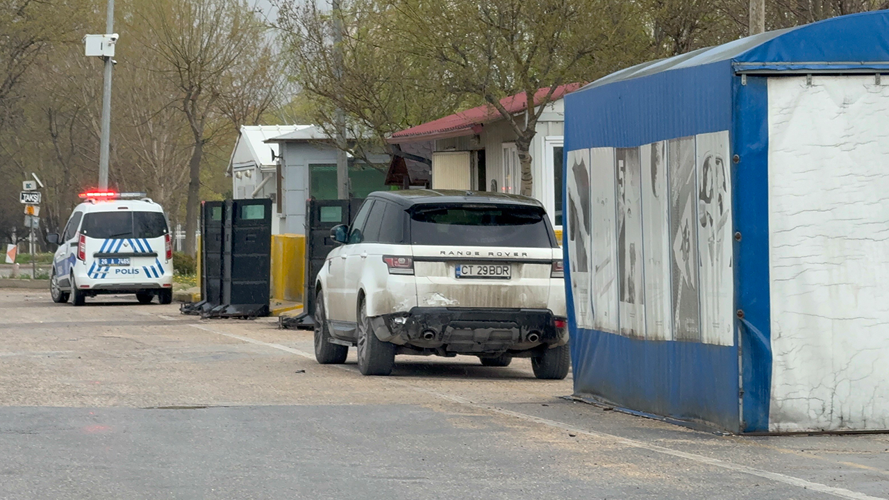 Poli̇s Kontrol Noktasina Metreler Kala Kaza Yapti