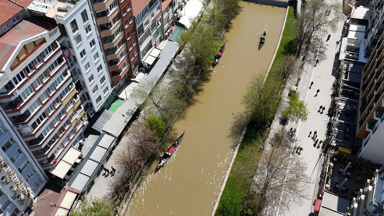 Porsuk Çayı'nda Renk Değişimi