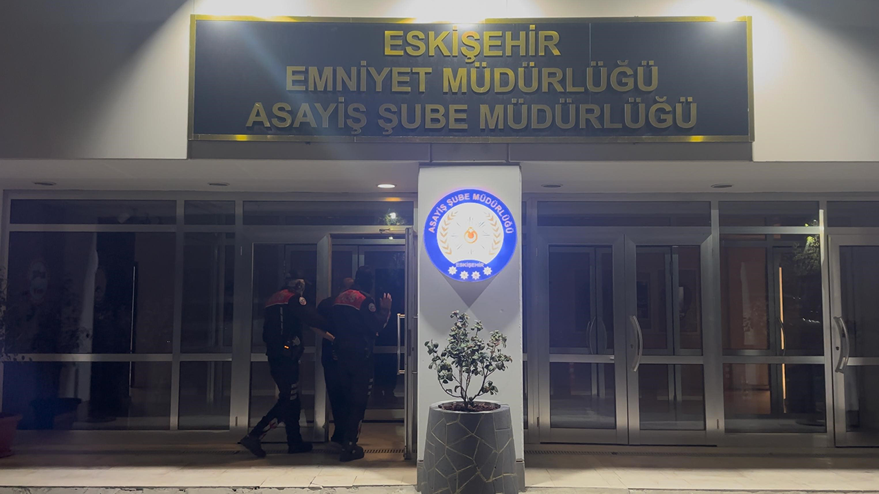 Şahıs Işlemleri Için Emniyete Getirildi