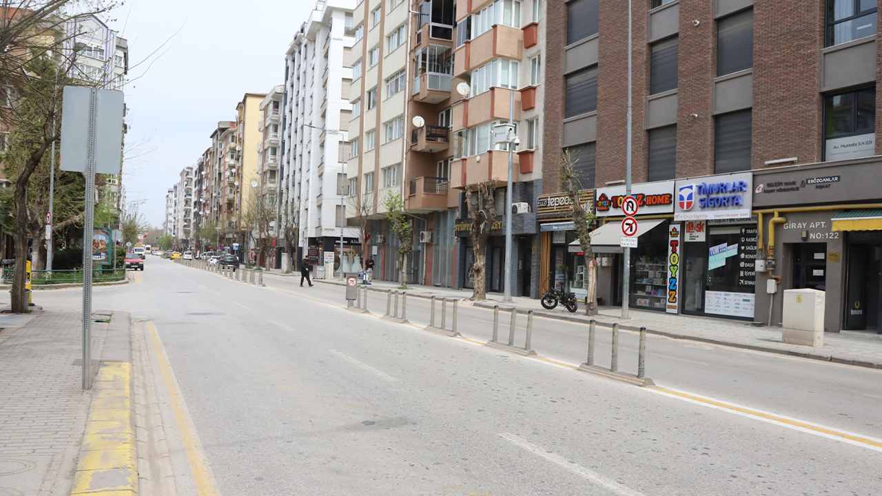 Sola Dönüş Yasağın Kaldırıldı