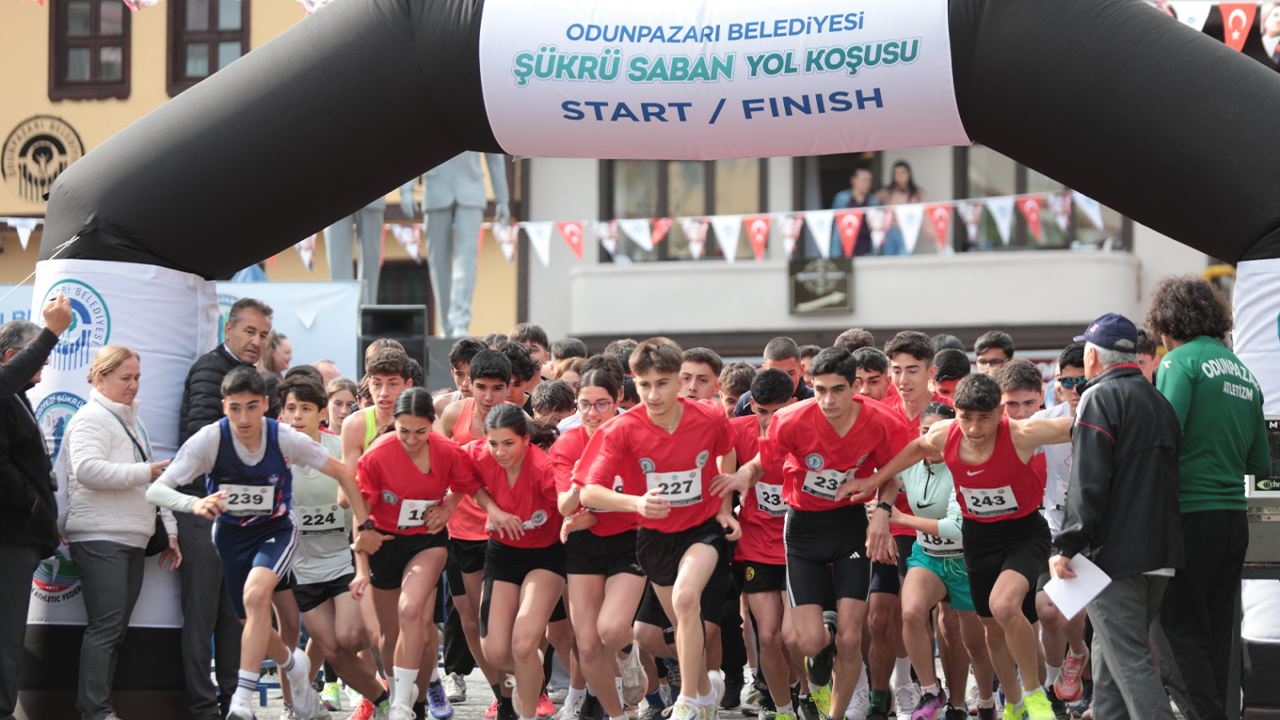 Şükrü Saban Yol Koşusu Etkinliğinden Görüntüler