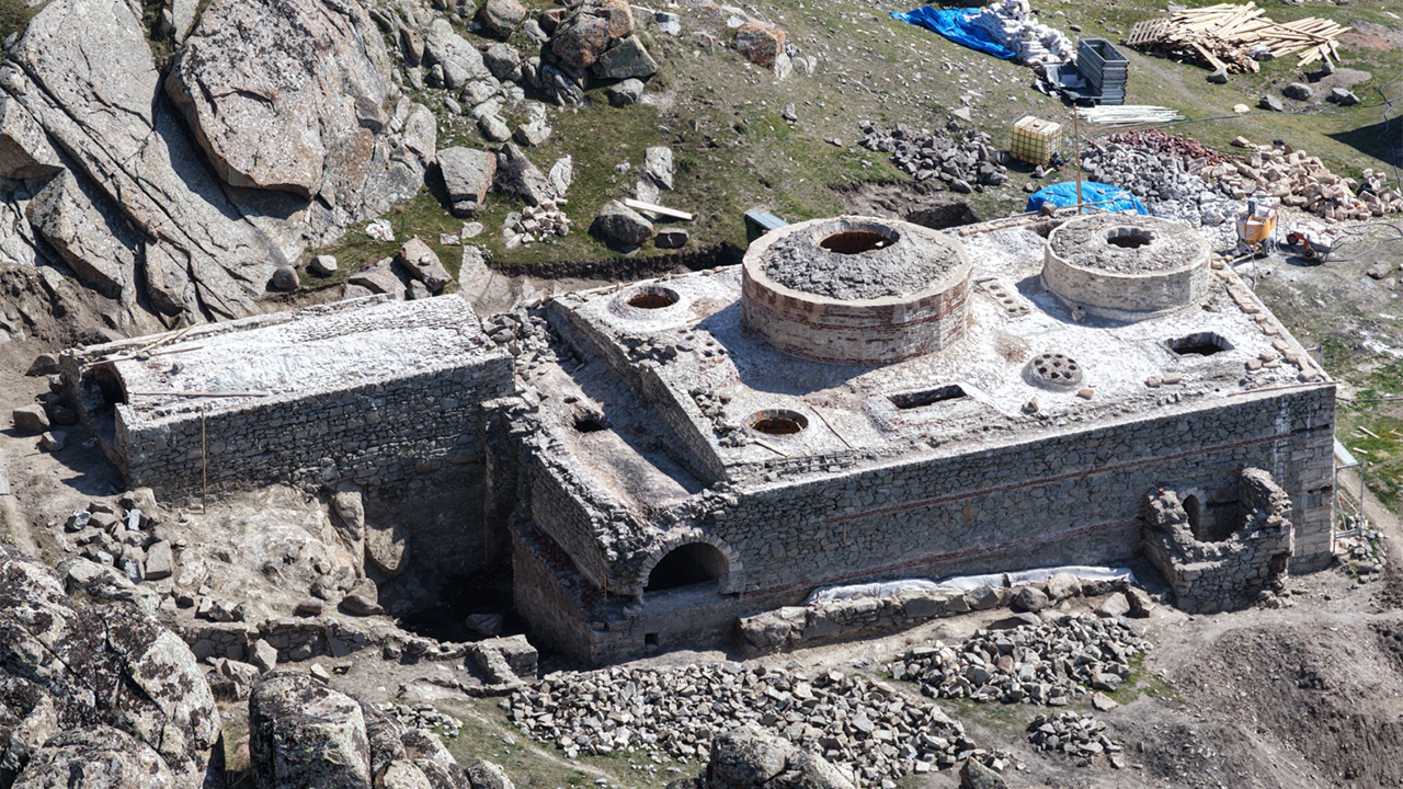 Tarihi Ermeni Hamamı