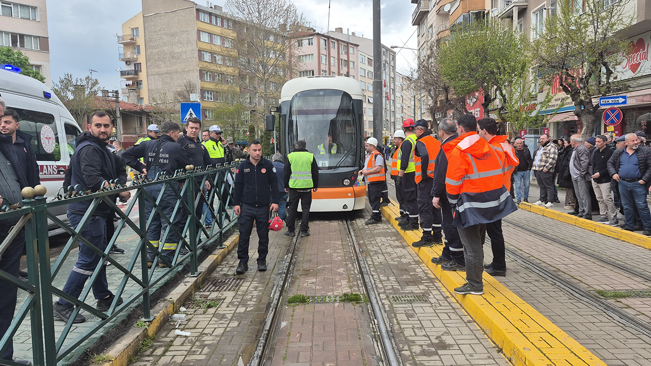 Tramvay Kazası Sonrası Ekipler Olay Yerine Sevk Edildi