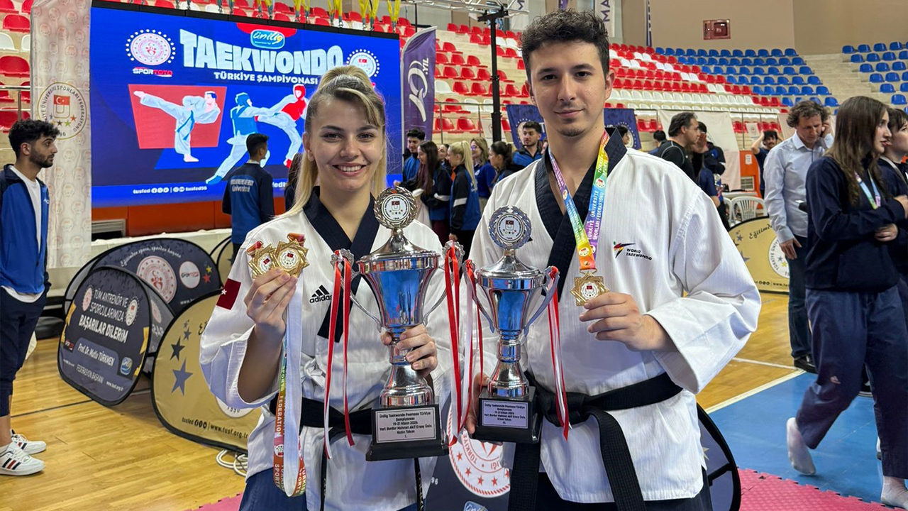 Türki̇ye Şampi̇yonasina Damga Vurdular