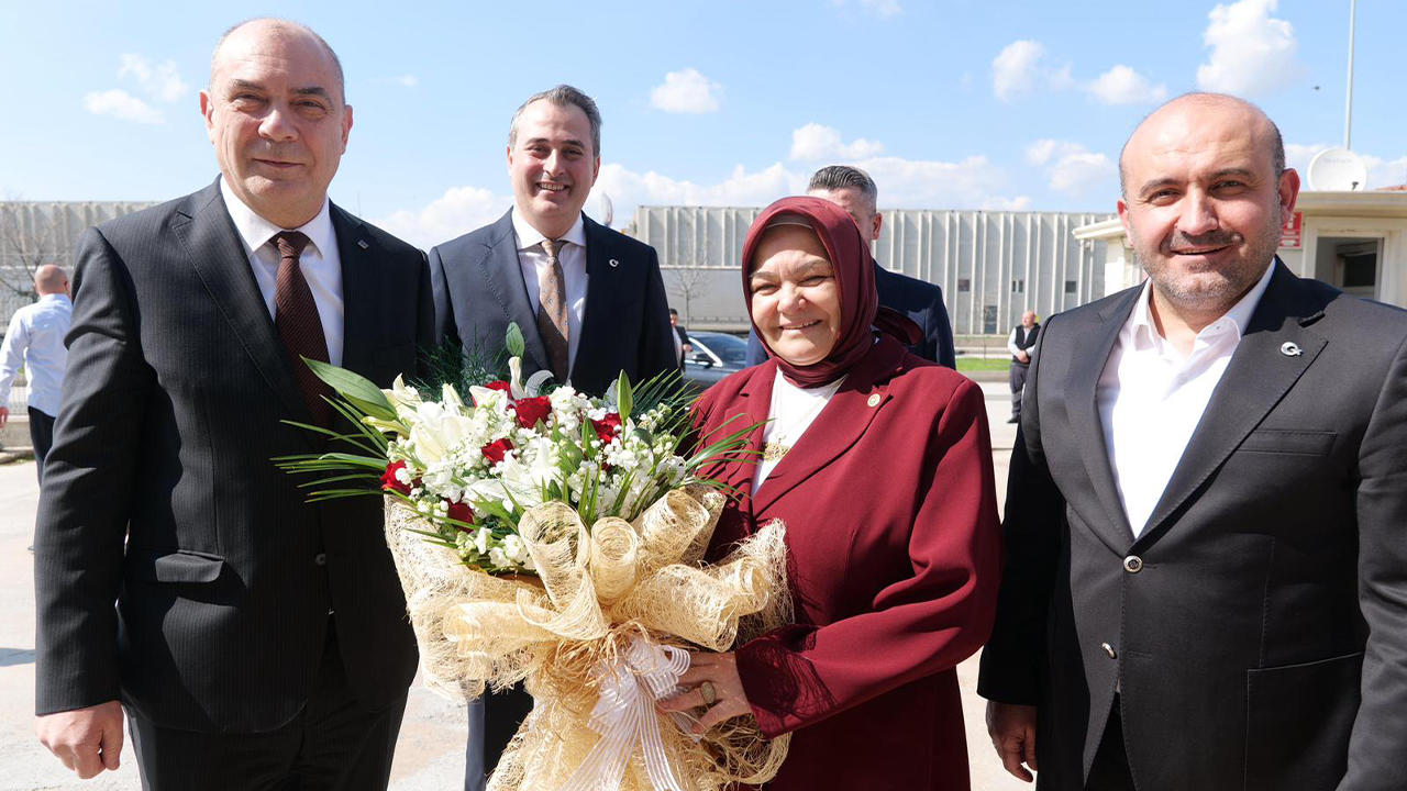 Ziyaret Kapsamında Eso Başkanı Kesikbaş Ve Milletvekili Gürcan Bir Araya Geldi