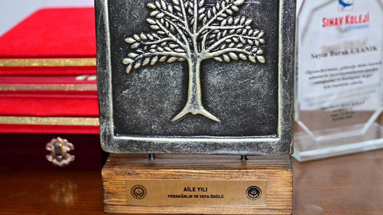 Aile Yılı Fedakarlık Ve Vefa Ödülü