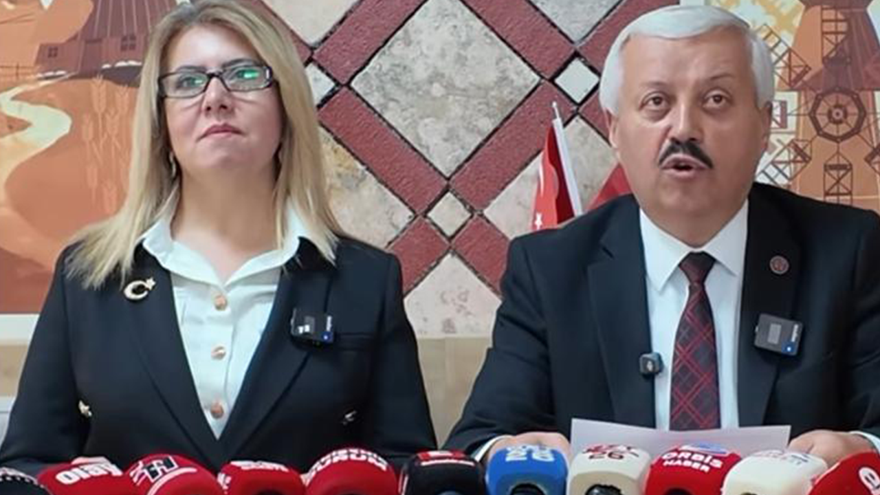 Başkan Adayı Karamanlı Hayata Geçirilecek Projelere Ilişkin Detayları Paylaştı