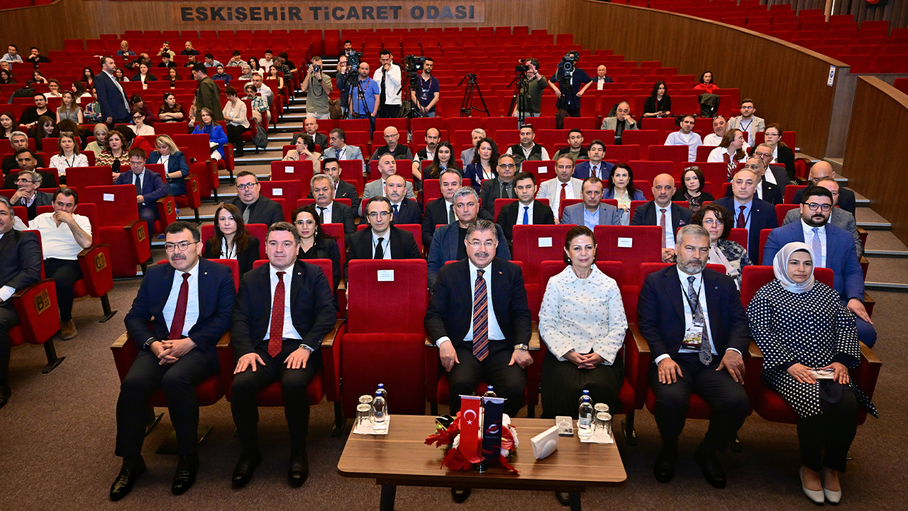 Eskişehir Sempozyumu Üst Düzey Katılımla Başladı