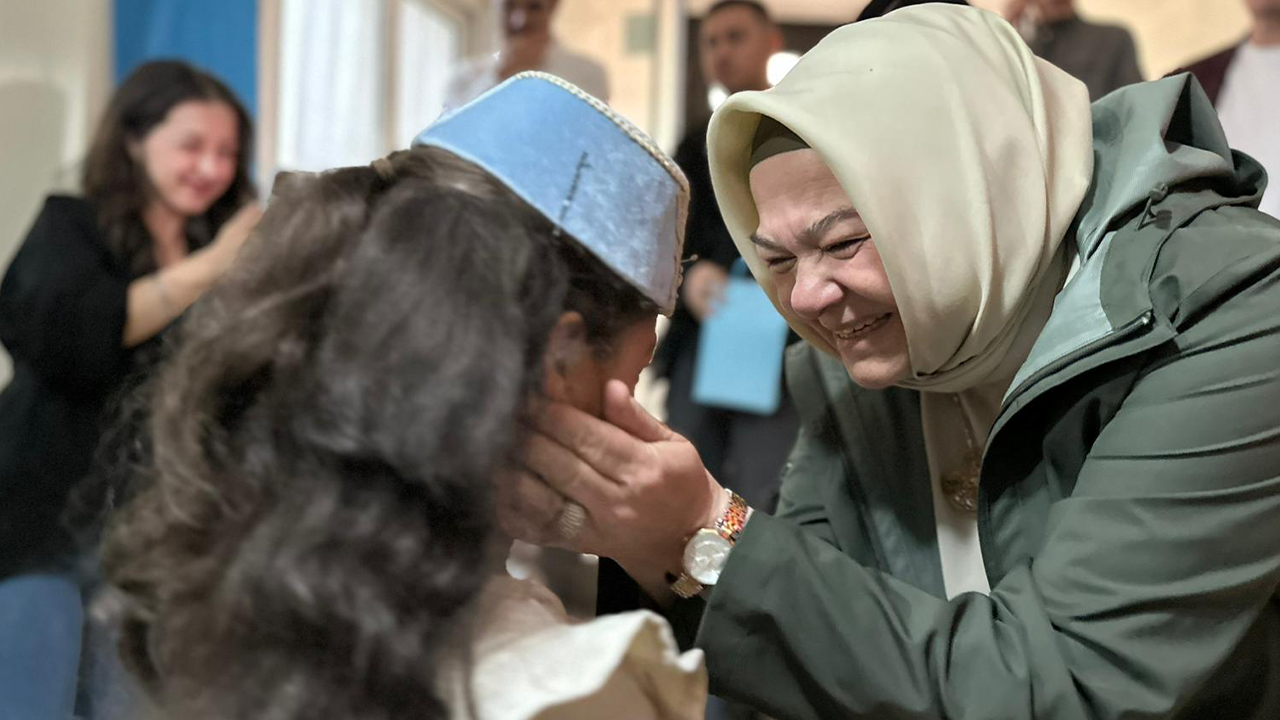 Kırım Tatarı Ailelere Bayram Ziyareti