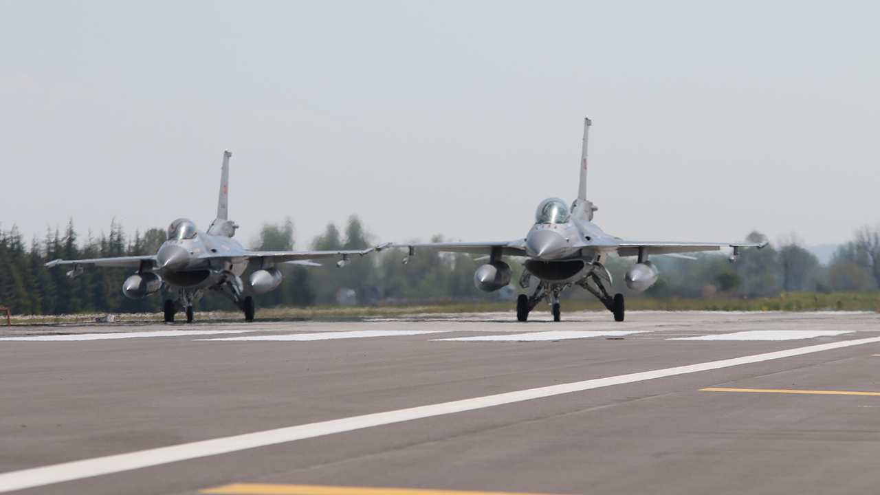 Nefes Kesici Tatbikat İçin Eskişehir’den F-16’lar Havalandı!