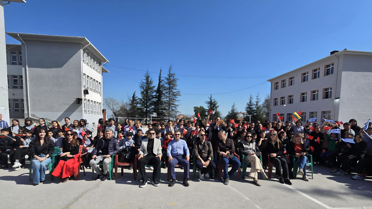Öğrenciler Proje Ekibini Coşkuyla Karşıladı