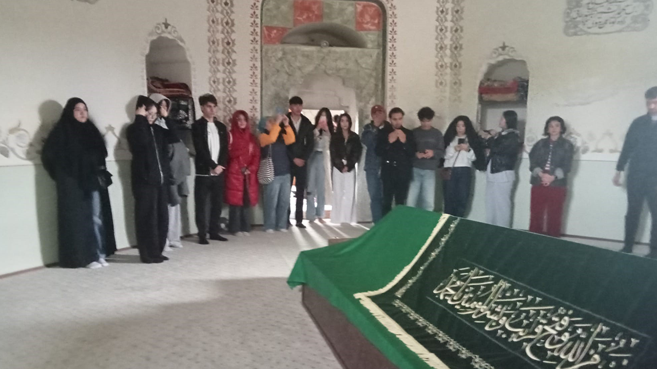 Tarihi Ve Kültürel Mekanlar Ziyaret Edildi