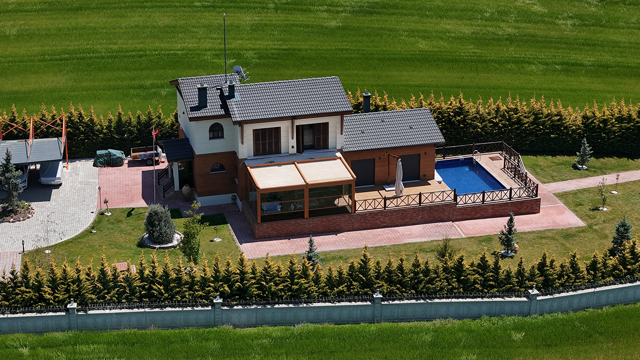 Tepebaşı Belediyesine Yönelik Operasyonda Villa Detayı