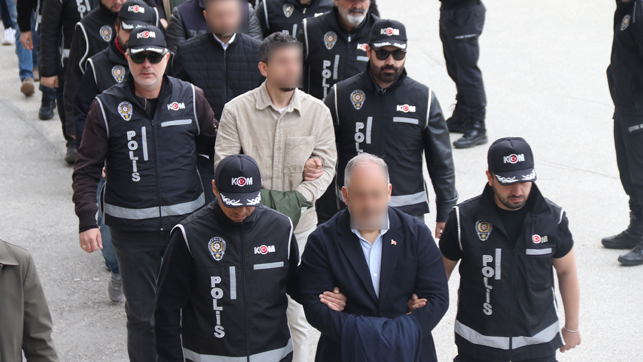 Tepebaşı Soruşturmasında Şüpheliler Adliyeye Sevk Edildi