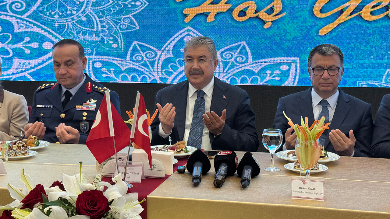 Vali Yılmaz Ev Sahipliğinde Bayramlaşma Programı Düzenlendi