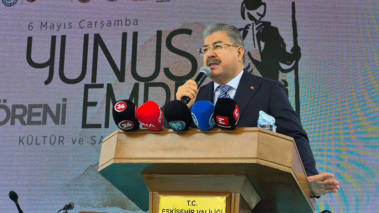 Vali Yılmaz Programda Açıklamalarda Bulundu