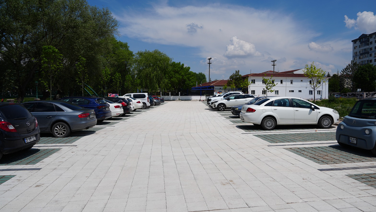 122 Araç Kapasitelik Otopark Hizmete Girdi