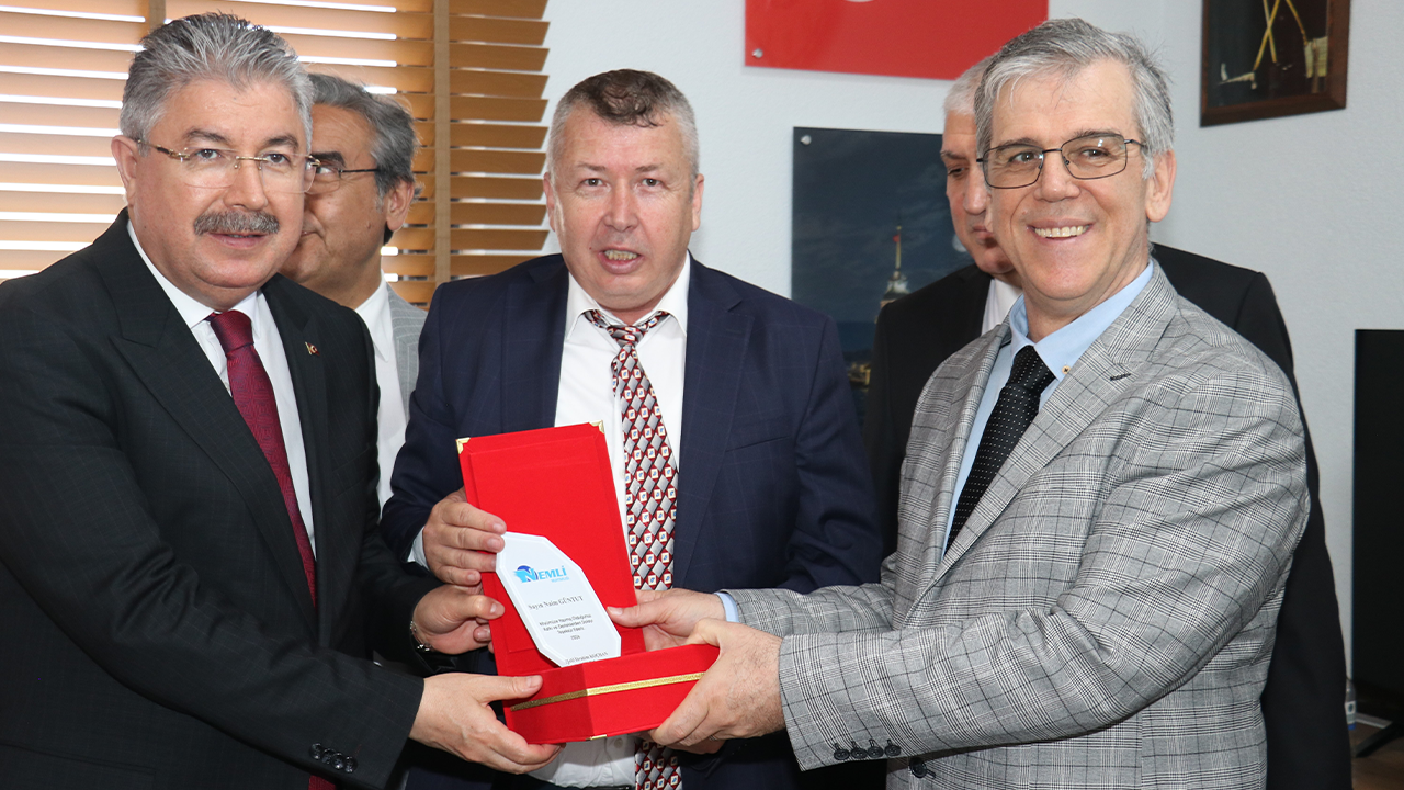 Açılış Törenine Vali Yılmaz Katıldı
