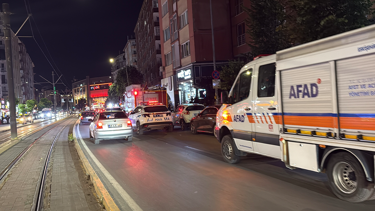 Afad Ve Itfaiye Ekipleri Bölgeye Sevk Edildi