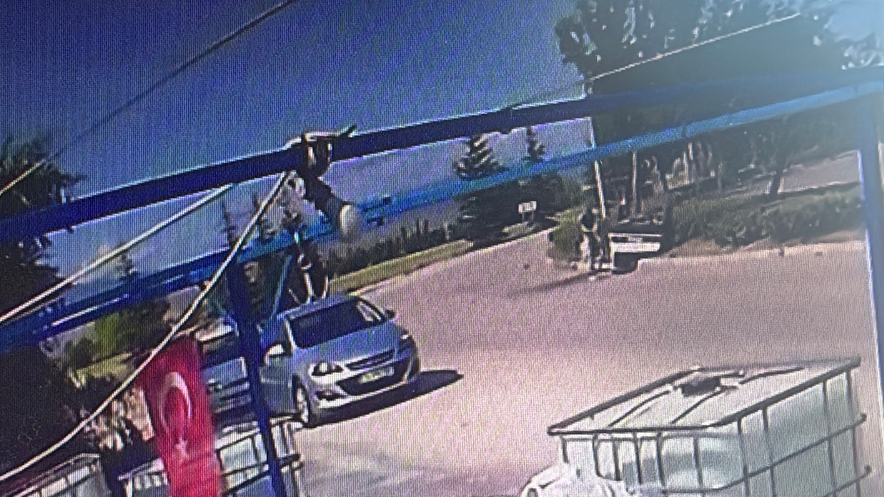 Aracın Ters Döndüğü Anlar Kameralara Anbean Yansıdı