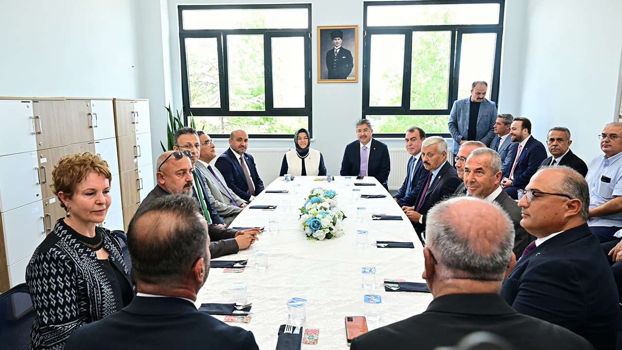 Baksan Mesleki Eğitim Merkezi'nde Öğretmenlerle Buluşuldu