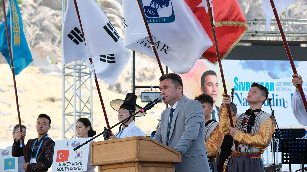 Başkan Dökmeci'den Festivale Davet