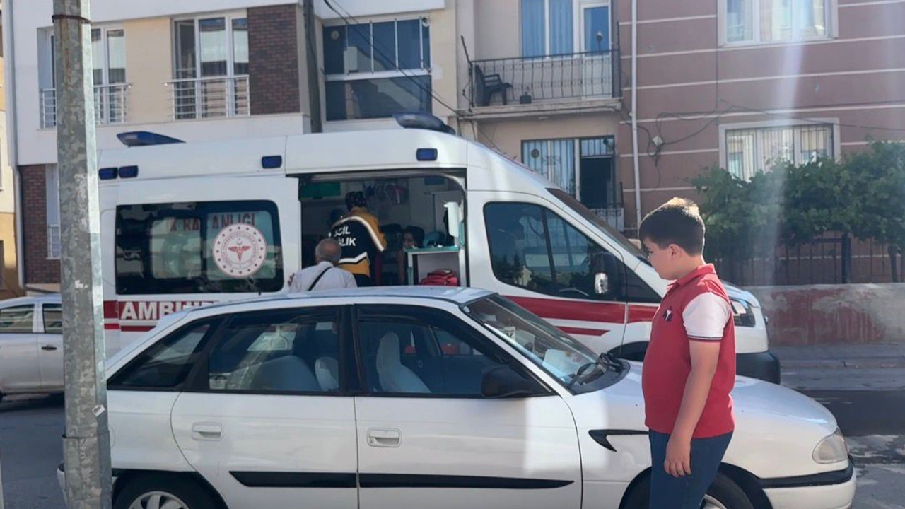 Dumandan Etki̇lenen 2 Ki̇şi̇ Hastaneye Kaldirildi