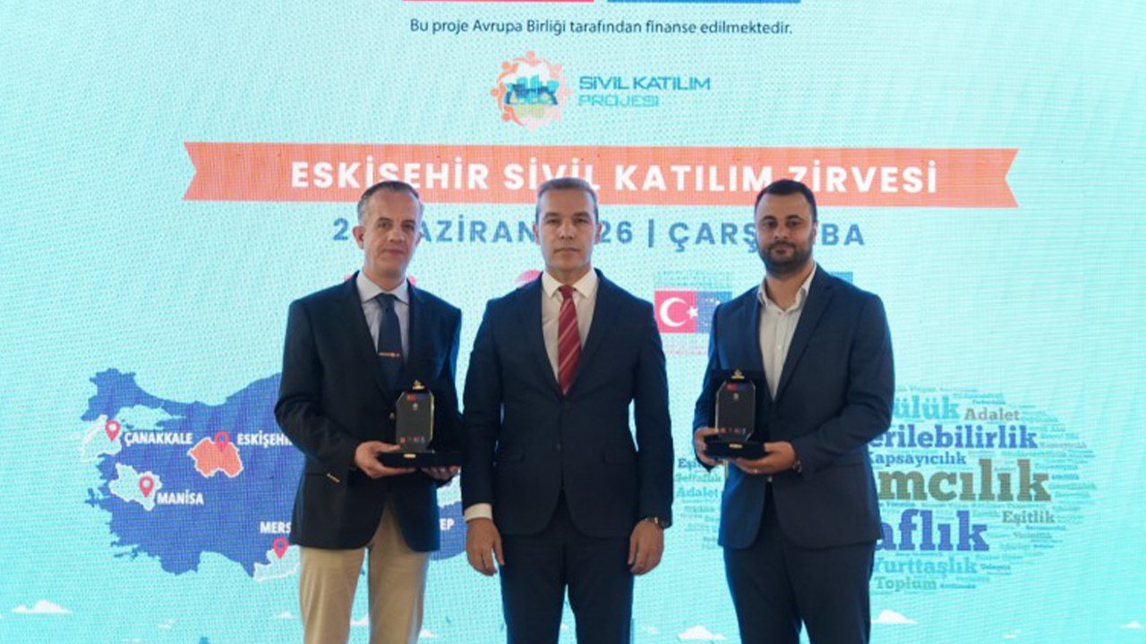 Eskişehir Sivil Katılım Zirvesi'ne Ev Sahipliği Yaptı