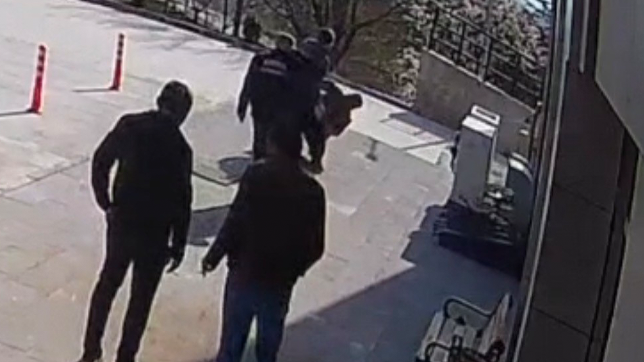 Hastanede Darp Olayina İli̇şki̇n Görüntüler Ortaya Çikti