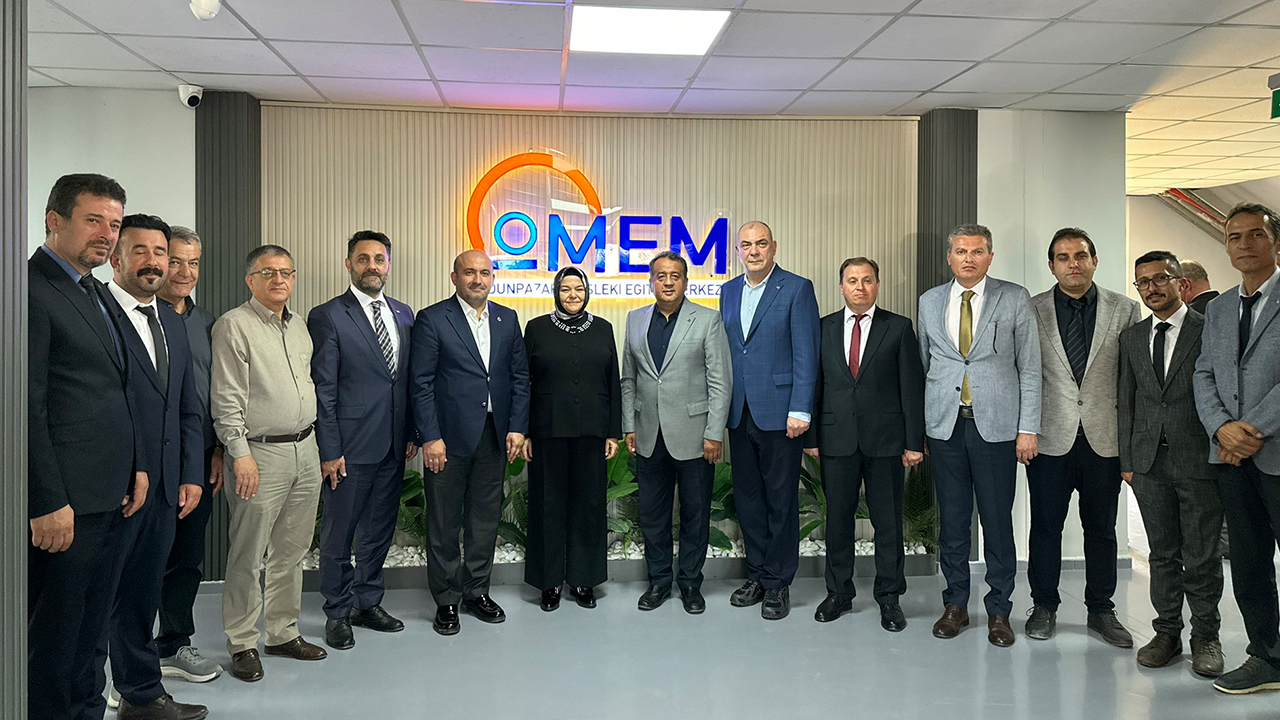 Omem Zi̇yareti̇nden Kareler