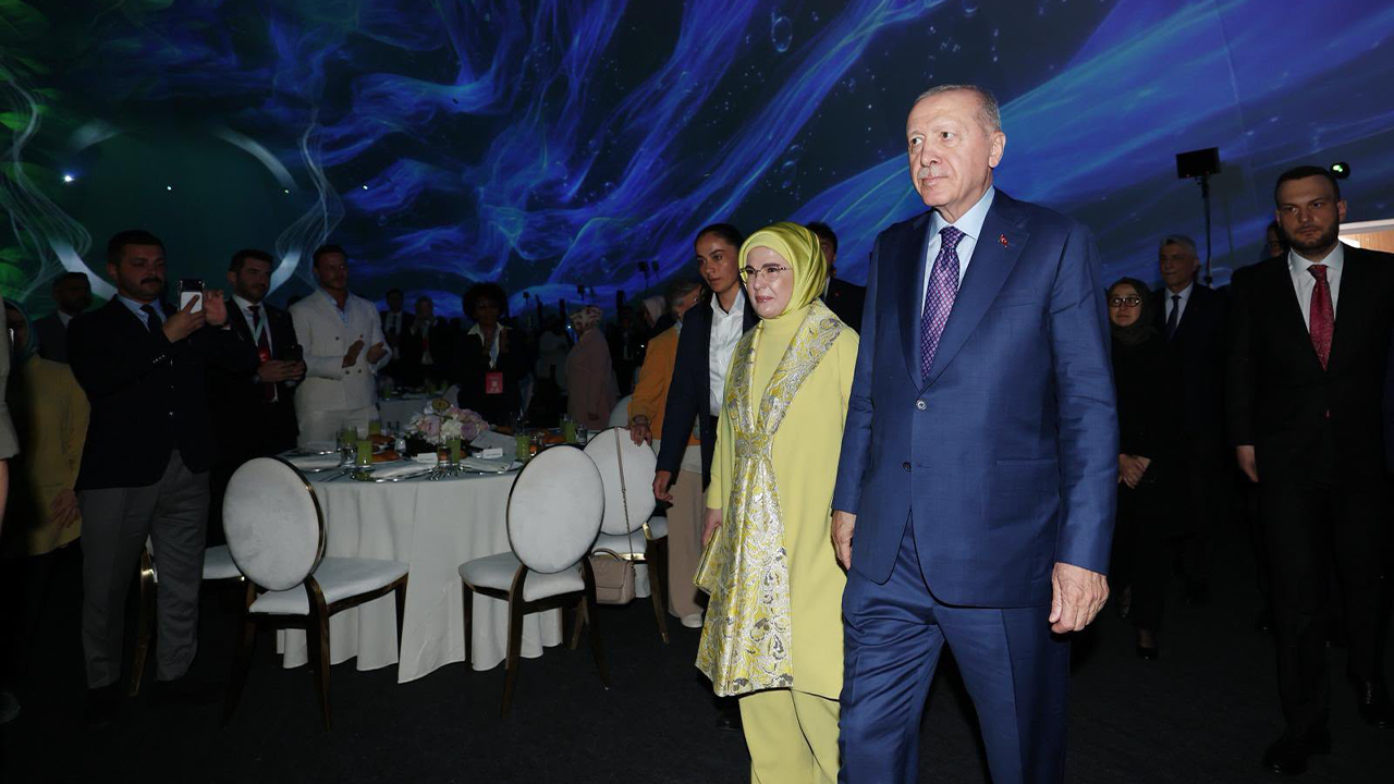 Programa Cumhurbaşkanı Erdoğan Ve Eşi Emine Erdoğan Katıldı