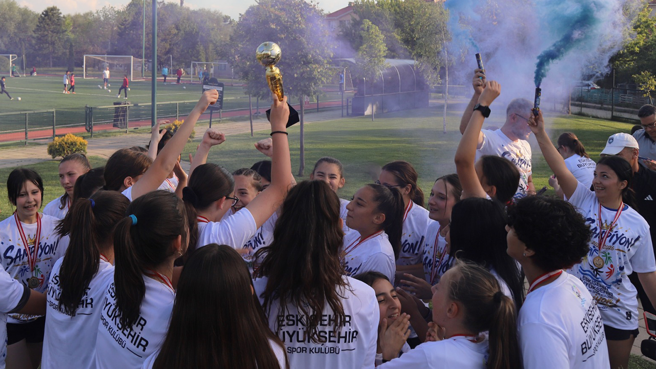 U15 Ligi'nde Tarihi Başarı