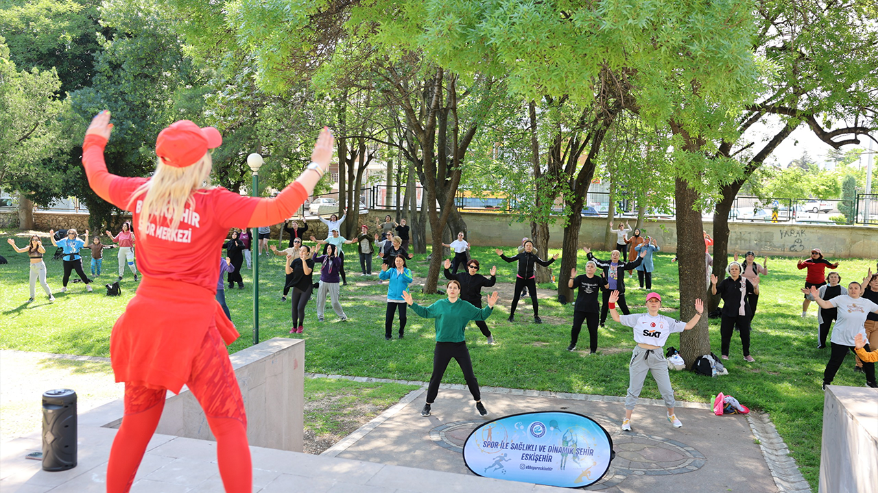Uzman Eğitmenler Eşliğinde Spor Etkinlikleri Düzenlenecek