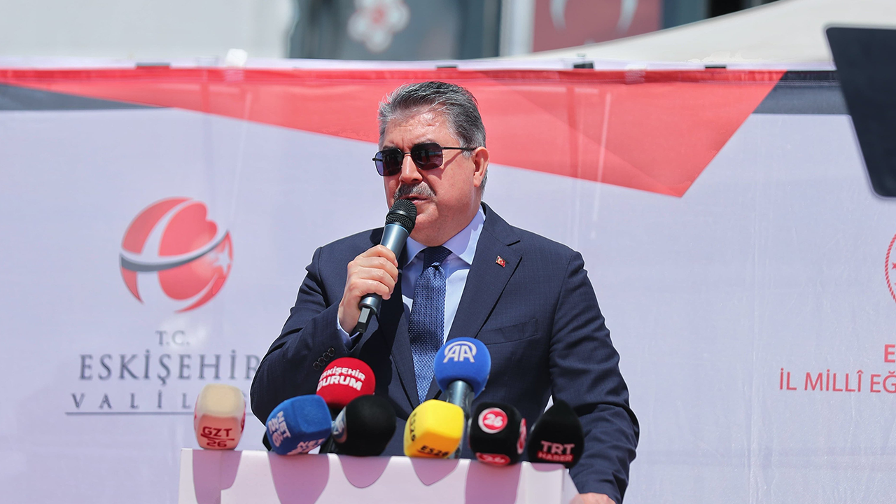 Vali Yılmaz Cevat Ünügür İlkokulu Açılışında Konuştu