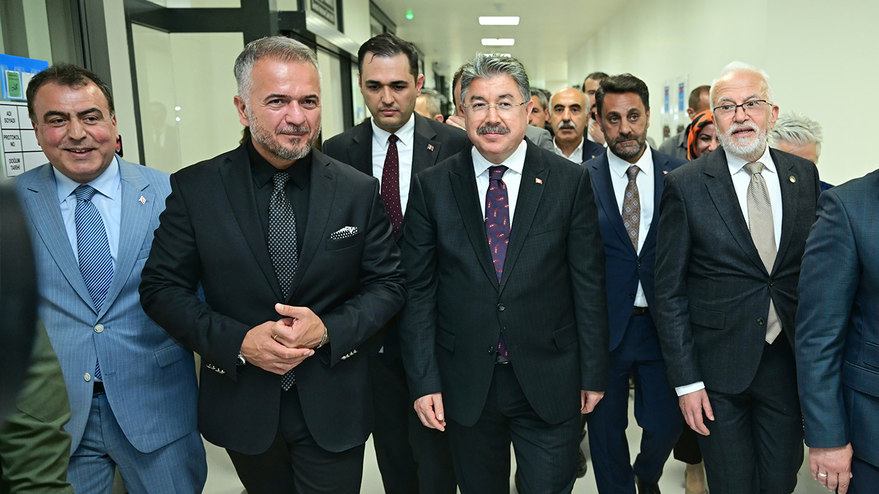 Vali Yılmaz Sağlık Hizmetlerine Ilişkin Bilgi Aldı