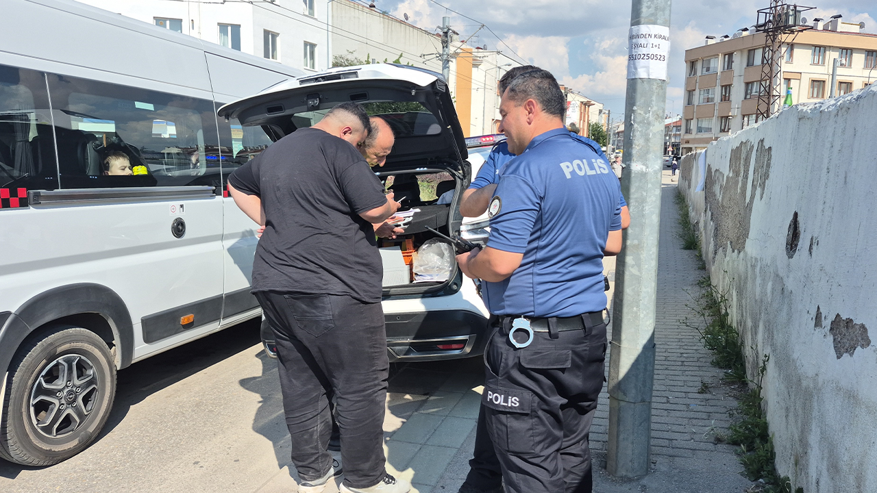 Yaya Geçidinde Iki Motosiklet Çarpıştı
