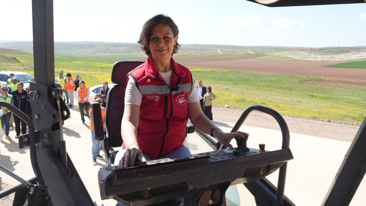 Yol Yenileme Çalışmaları Aralıksız Sürüyor