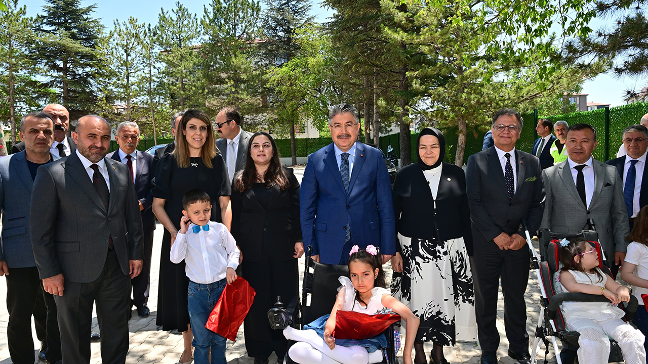 Zübeyde Hanım Özel Eğitim Anaokulu Açılış Töreninden Kareler