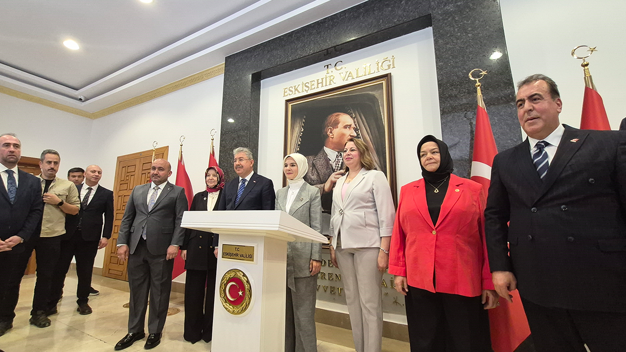 Bakan Göktaş'tan Eskişehir Valiliğine Ziyaret