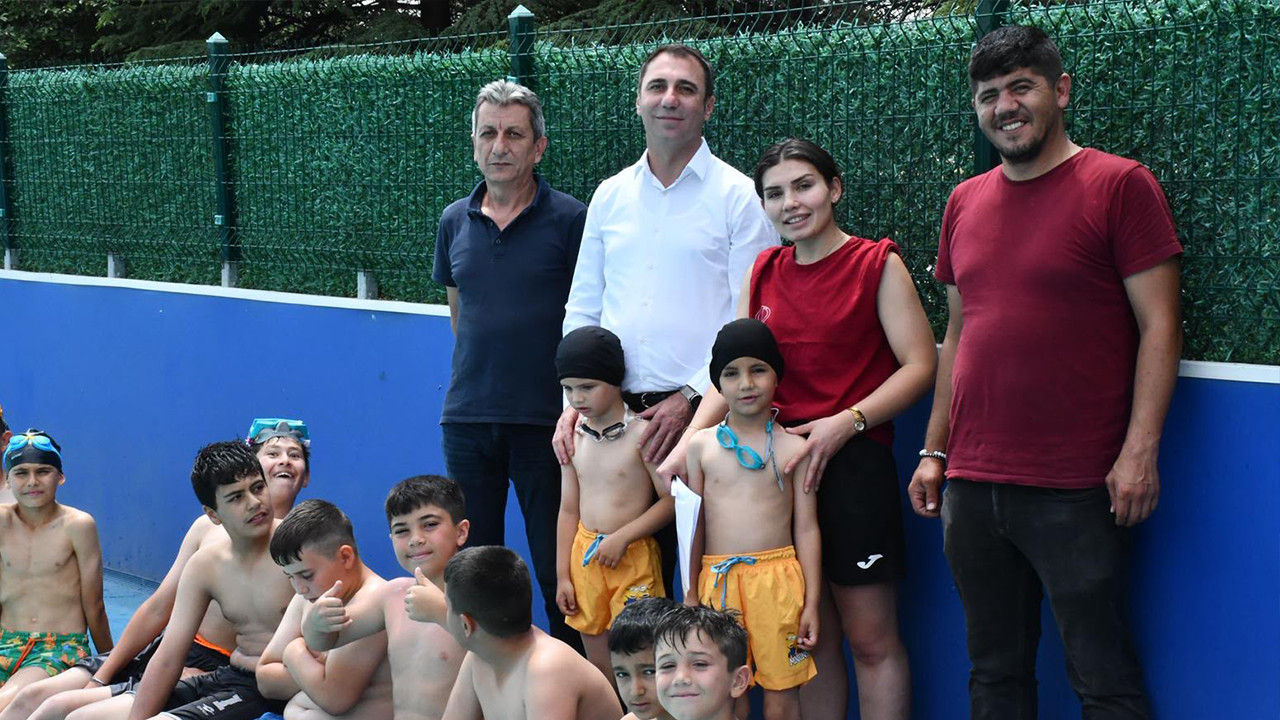 Beylikova'da Yüzme Kursları Başladı