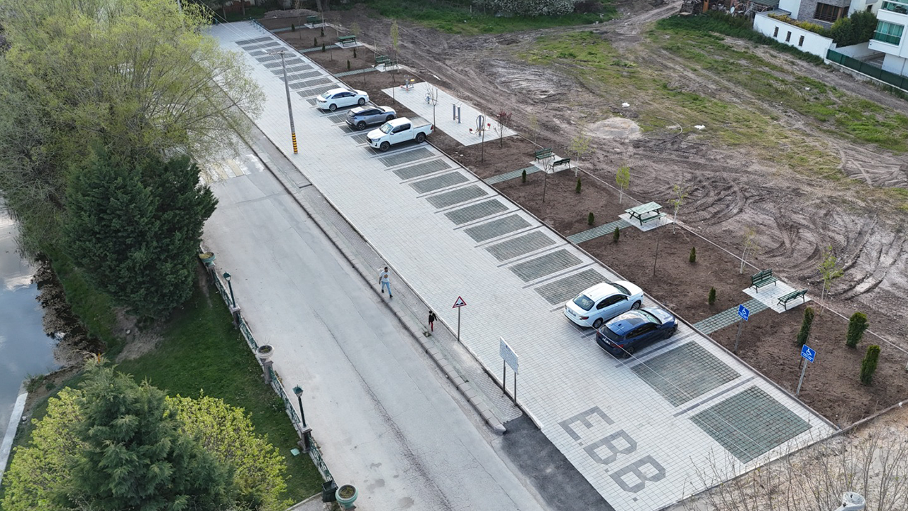 Büyükşehi̇r'i̇n Yeni̇ Otopark Projeleri̇ Hi̇zmete Gi̇ri̇yor