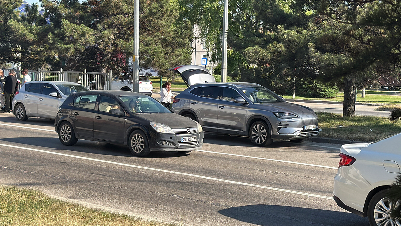 Çevre Yolunda Meydana Gelen Kaza Ucuz Atlatıldı