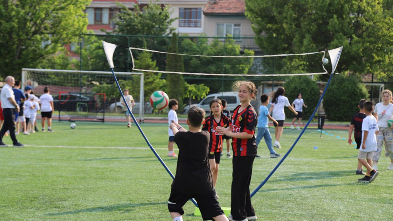 Çocuklar Için Birçok Farklı Branşta Etkinlikler Başladı