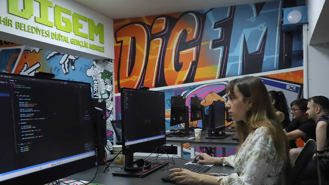 Digem'de Ücretsiz Eğitimler Devam Ediyor