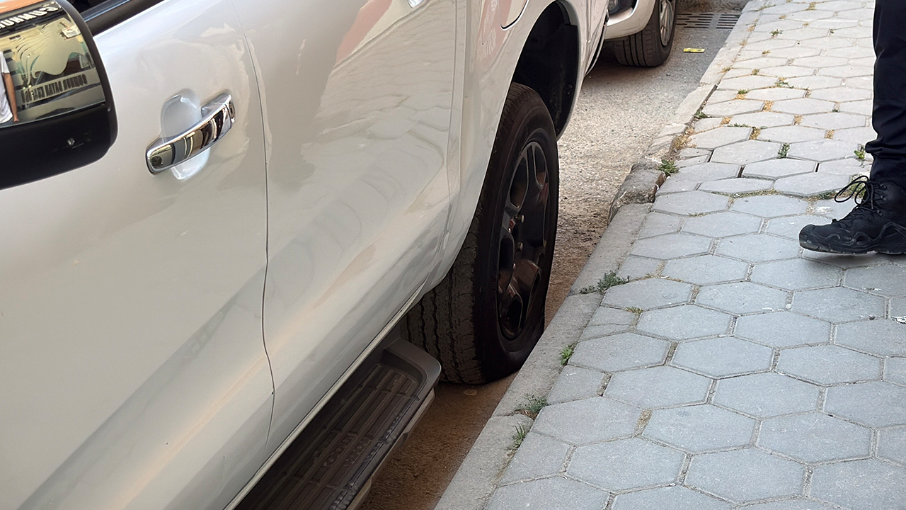 Eski Sevgilisinin Araca Zarar Verdiğini Iddia Etti