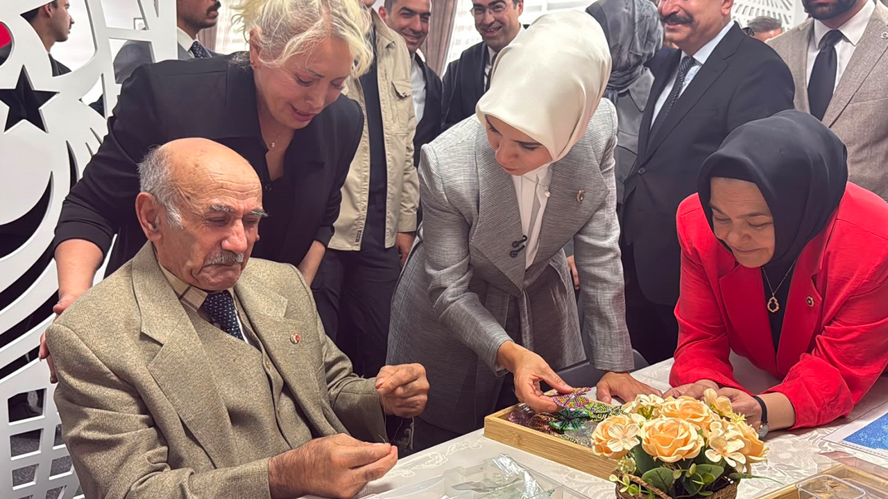 Eskişehir Fethi Yılmaz Sezer Aktif Yaşam Merkezi