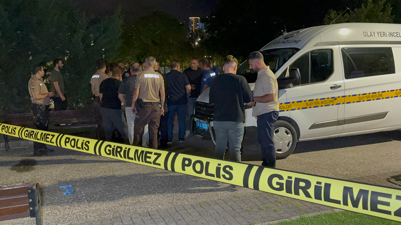 Kahreden Olay! Emekli Polis Millet Bahçesinde Hayatına Son Verdi!